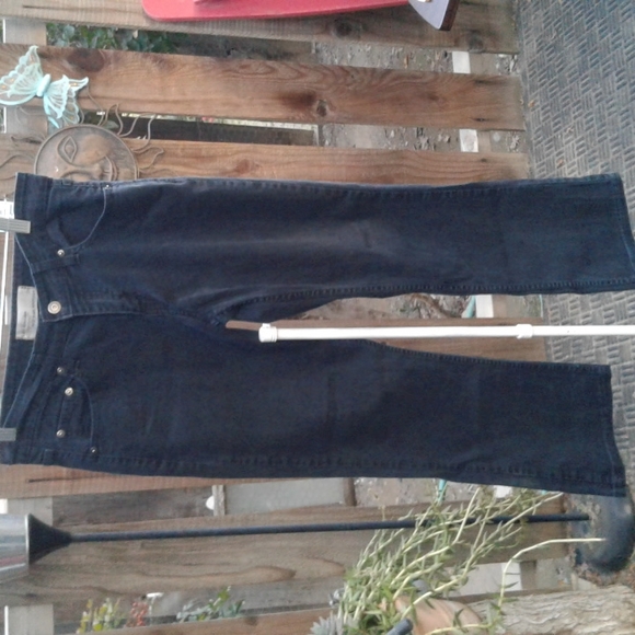 Woman black Levi's Strauss size 8 medium stretch good condition - Picture 5 of 11